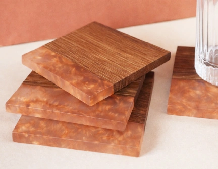 sous-verres ch&ecirc;ne r&eacute;sine effet flammes